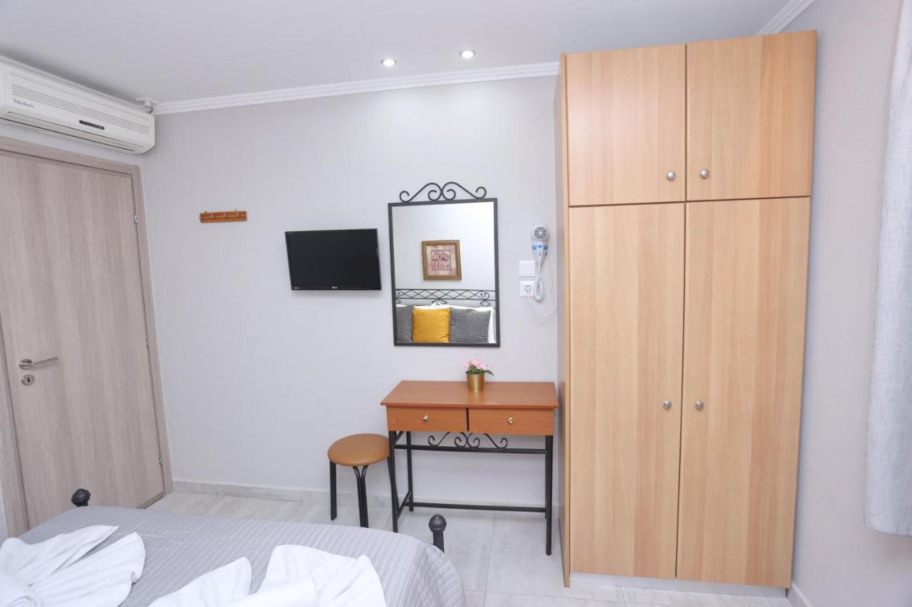 Katerina Apartments Pefkochori Bagian luar foto