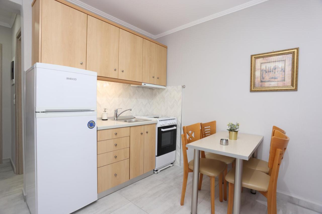 Katerina Apartments Pefkochori Bagian luar foto