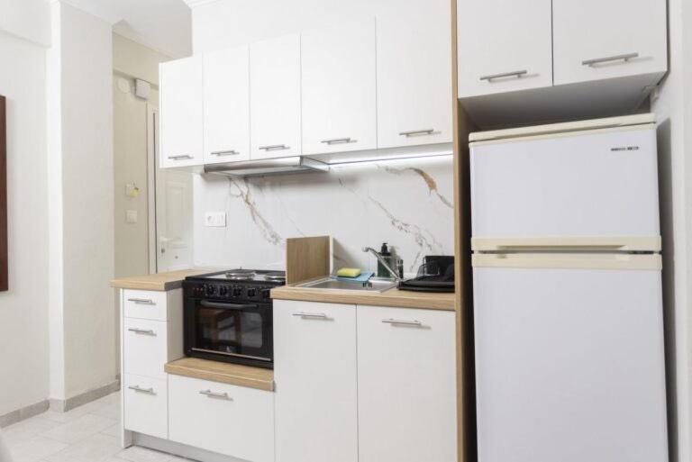 Katerina Apartments Pefkochori Bagian luar foto