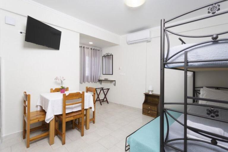 Katerina Apartments Pefkochori Bagian luar foto